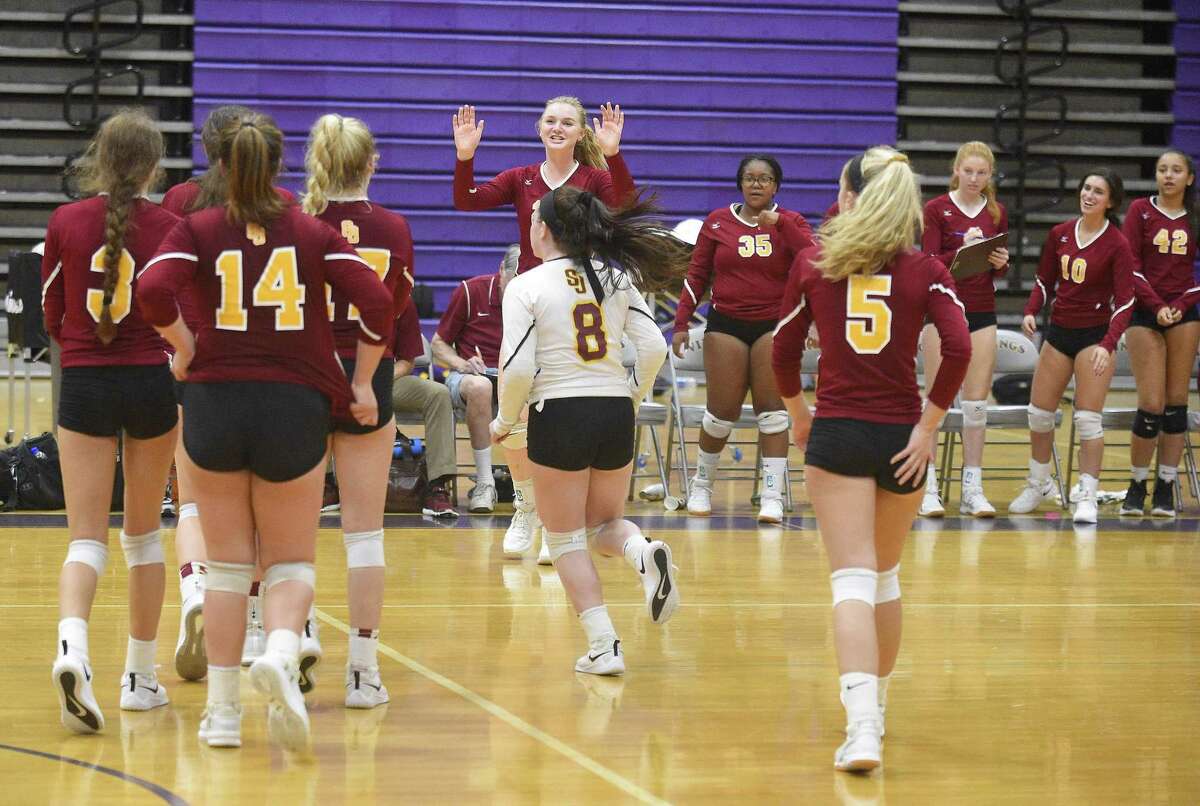 St. Joseph volleyball tops Westhill in 5set war