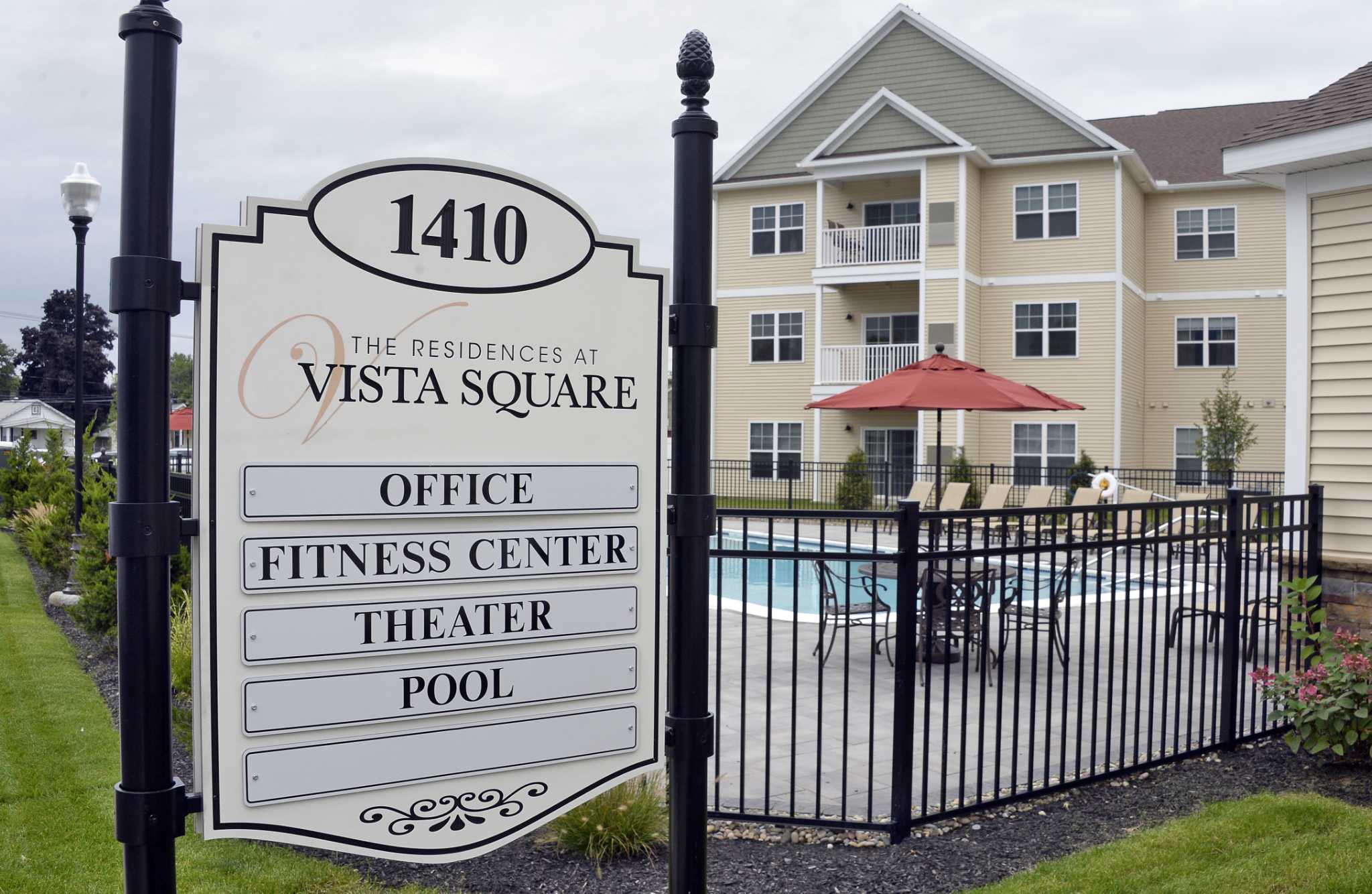 Photos Apartment complex opens in Rotterdam