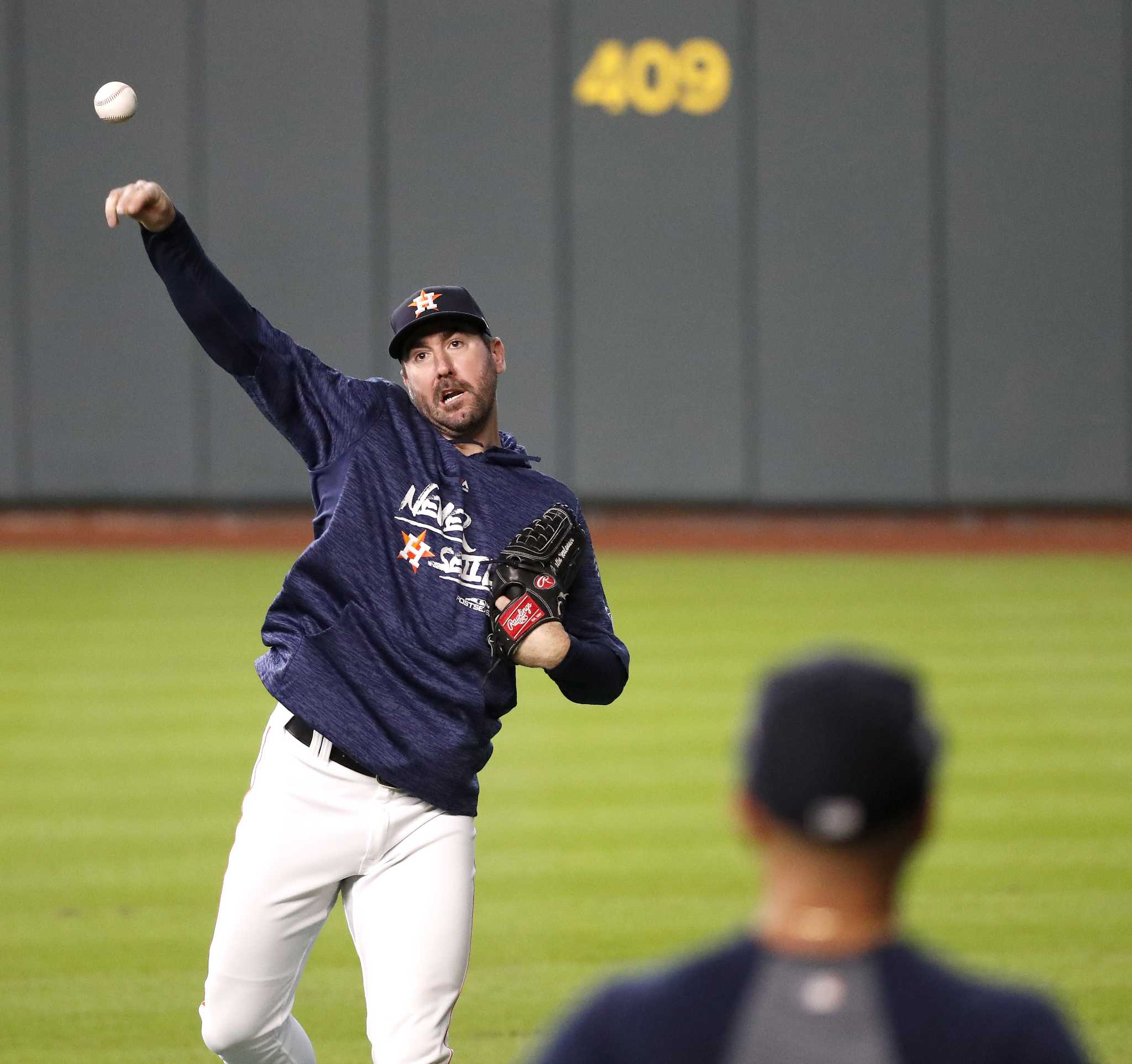 MLB playoffs: Astros' ALDS roster features notable omission