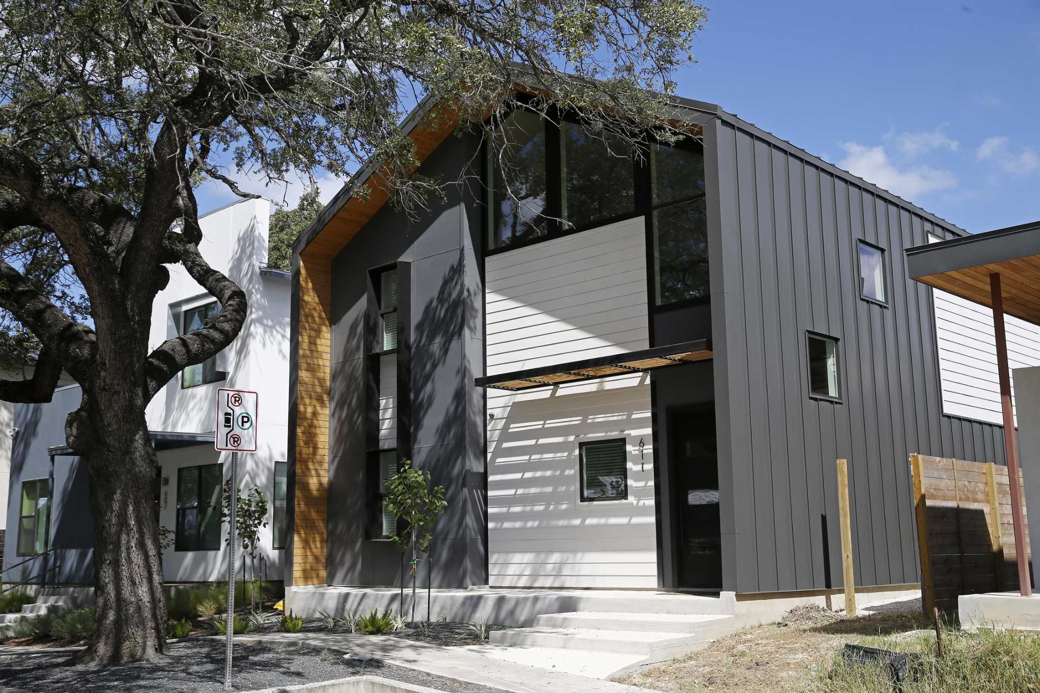 Your sneak peek into the buildings on the AIA Home Tour