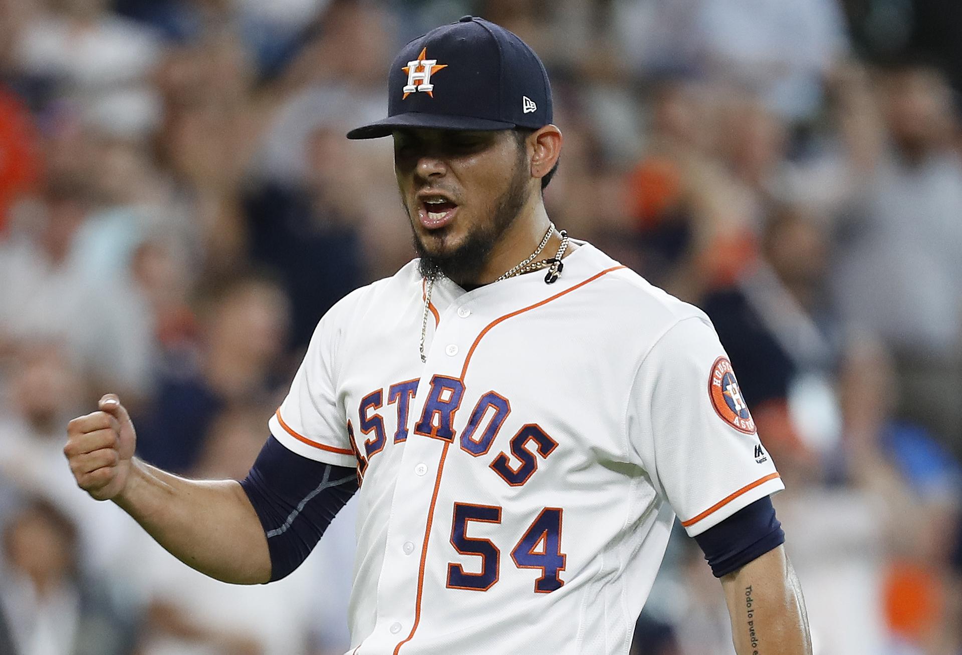 Astros agree to deal to add Oxy jersey patch for 2023 season