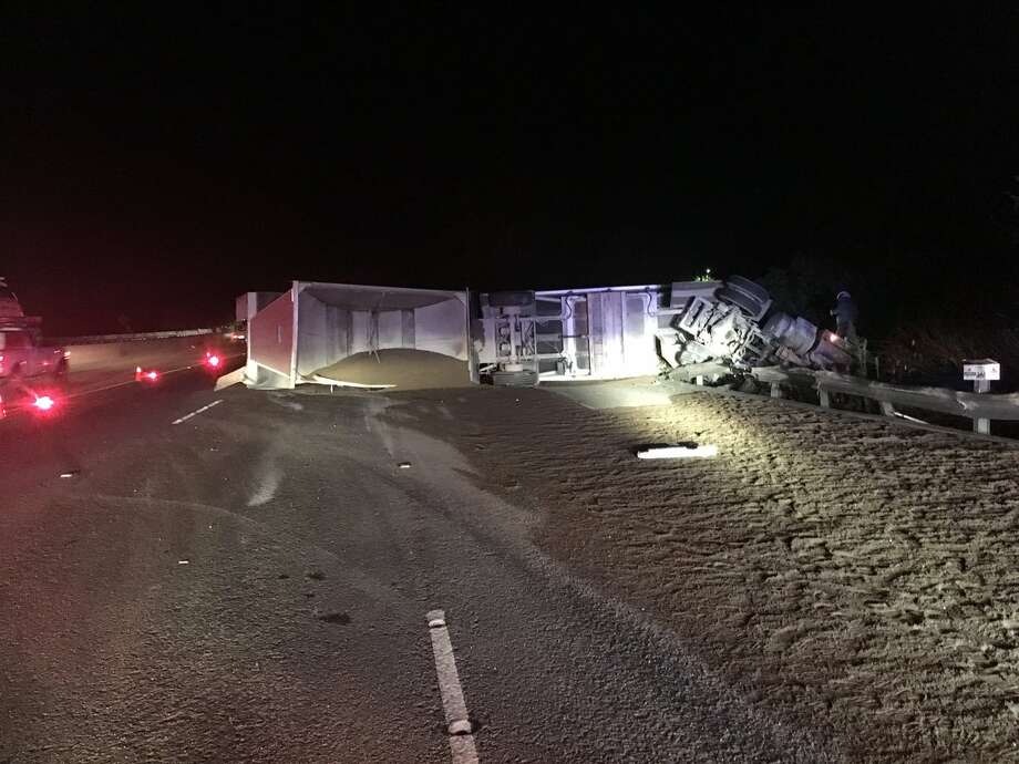 A large platform overturned and dumped 27 tonnes of dirt on the roadway this Friday morning on Interstate 680 in Pleasanton, causing significant delays in traffic, authorities said. Photo: CHP Dublin