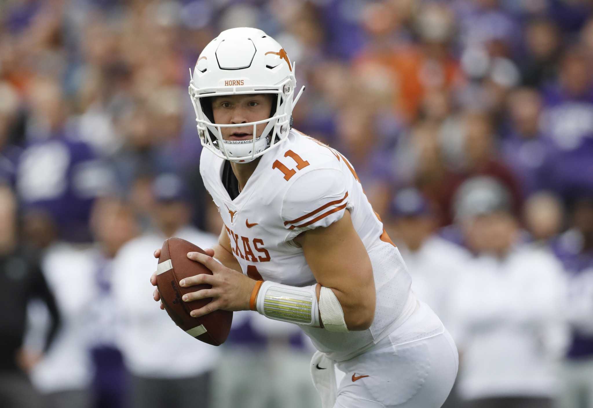 How Sam Ehlinger Can Lead Texas to a Big 12 Title - Stadium