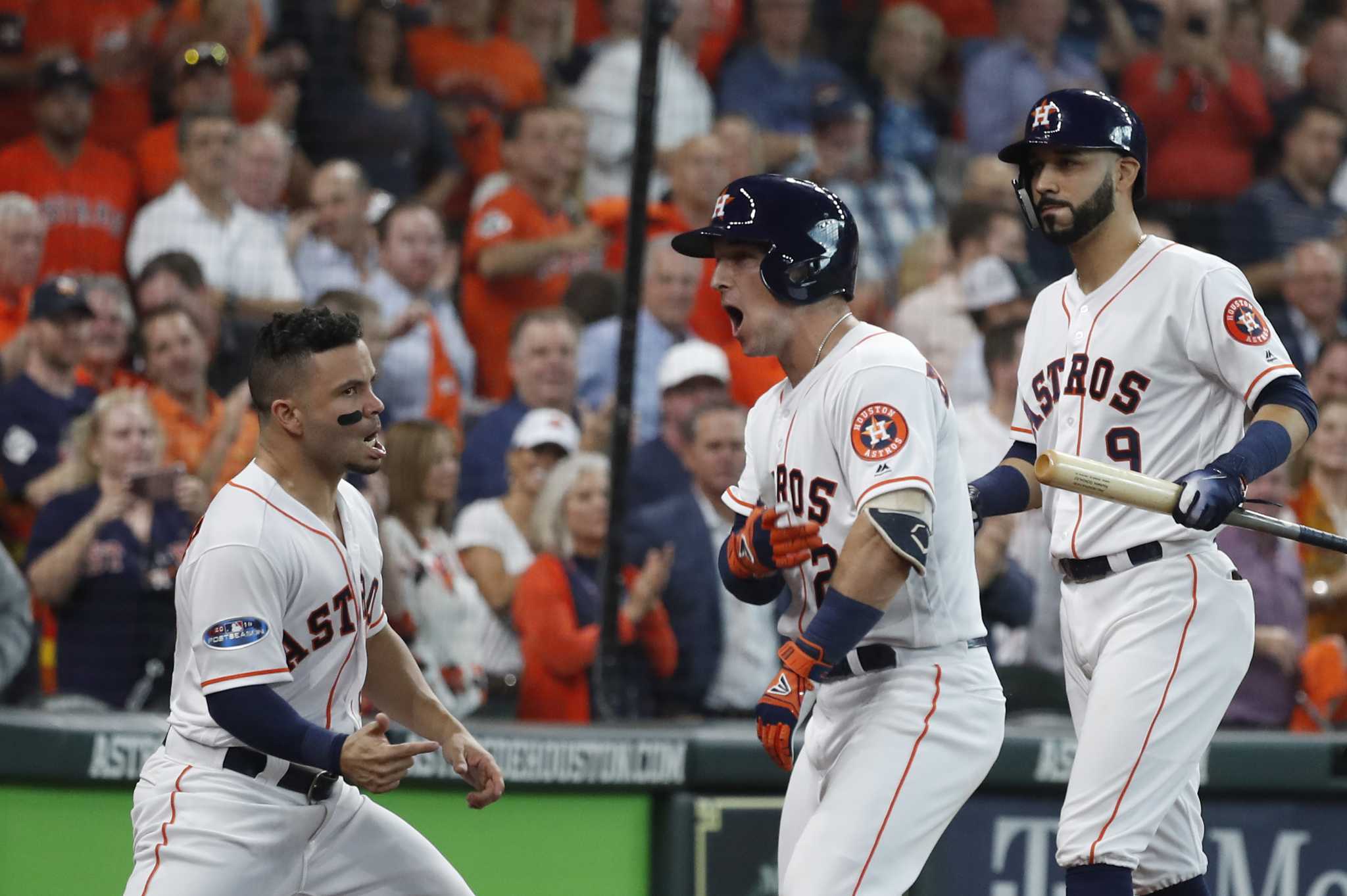 Astros erupt for 4 HRs to take ALDS opener vs. Indians