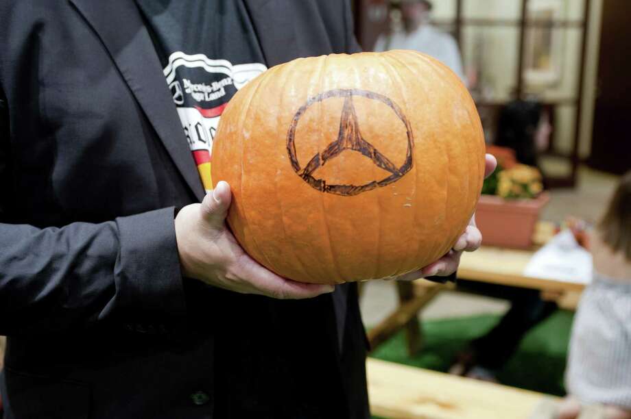 Mercedes Benz Of Sugar Land Hosts Oktoberfest Event On Oct 13
