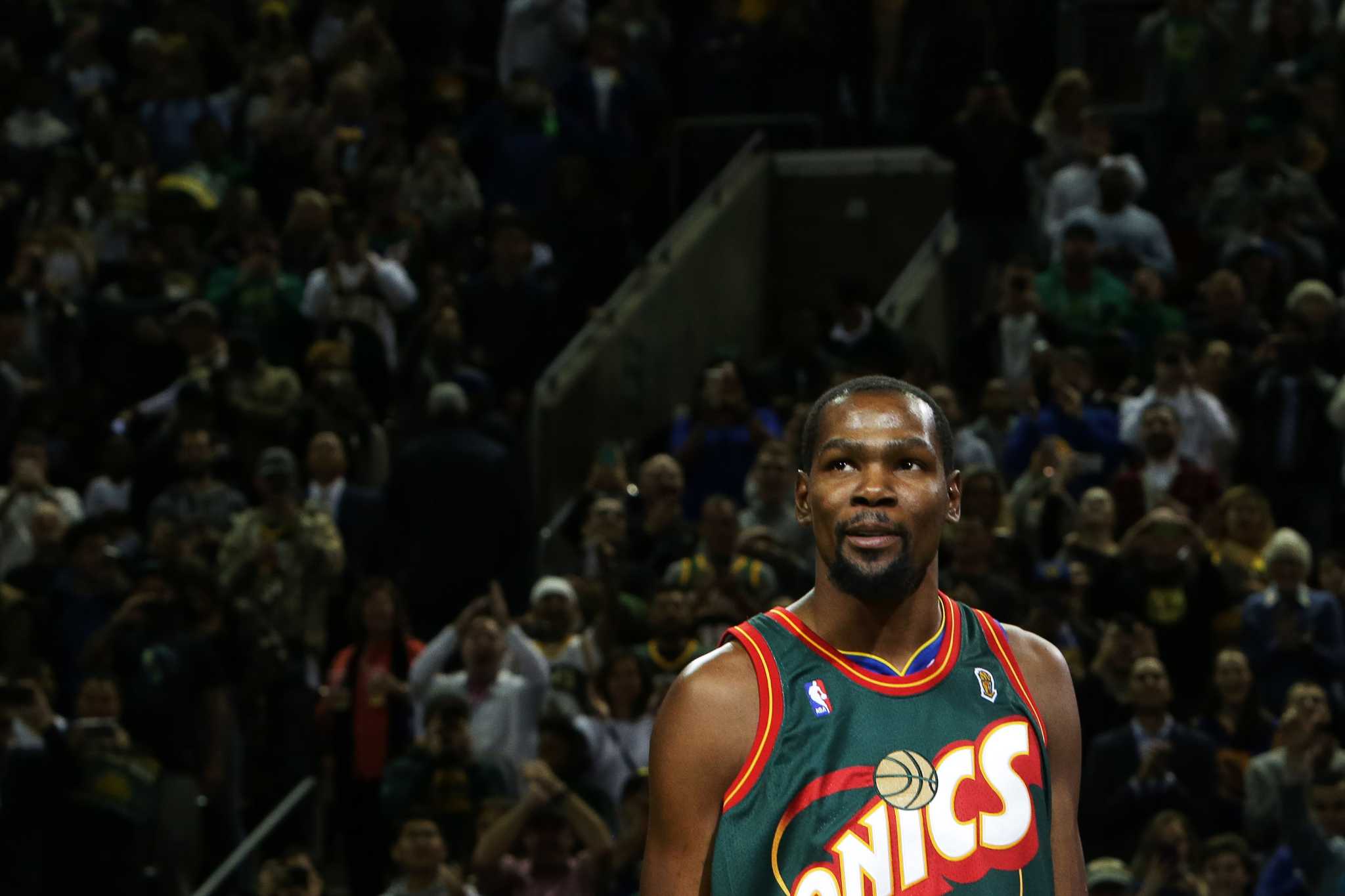 Kevin Durant addresses Seattle crowd in Shawn Kemp SuperSonics jersey – KNBR