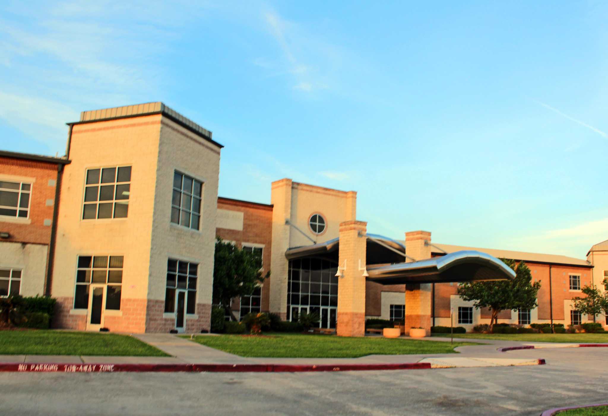 Fort Bend ISD officials wrestle with disproportionate suspensions of