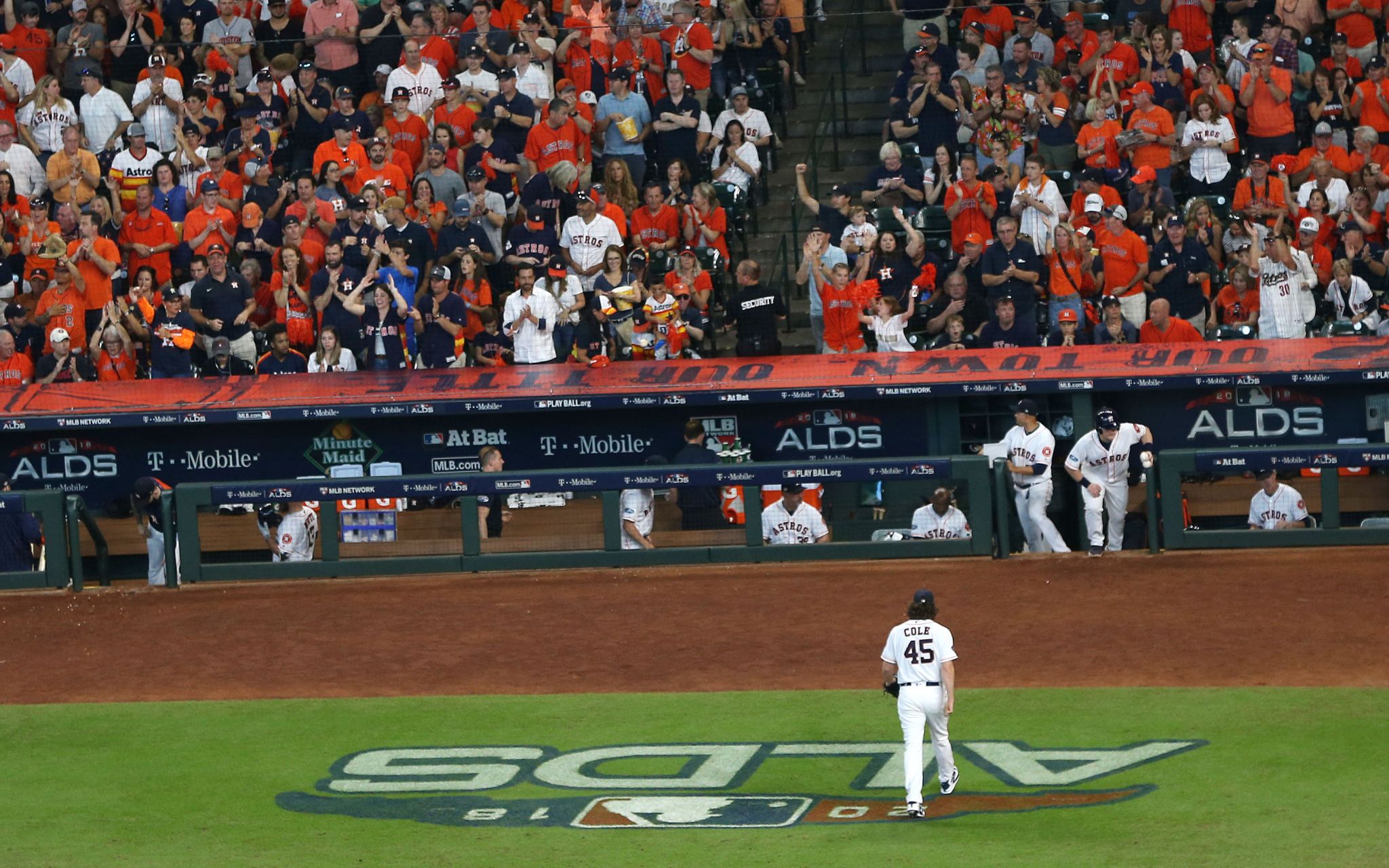 Astros playoff tickets sell out in five minutes