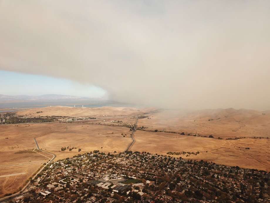 Facing north in the direction of the fires of Solano County, Sunday, October 7, 2018 in the morning. Photo: Shea Rial