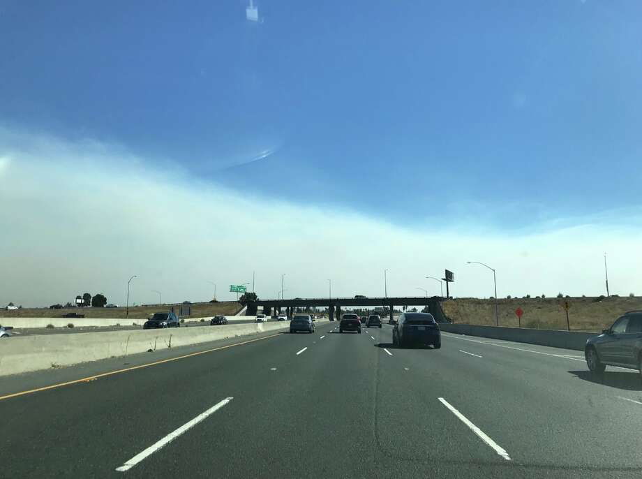 The thick smoke of Solano fires obscures the mount. Diablo from Highway 680 on Sunday, October 7, 2018. Photo: Jill Tucker / San Francisco Chronicle