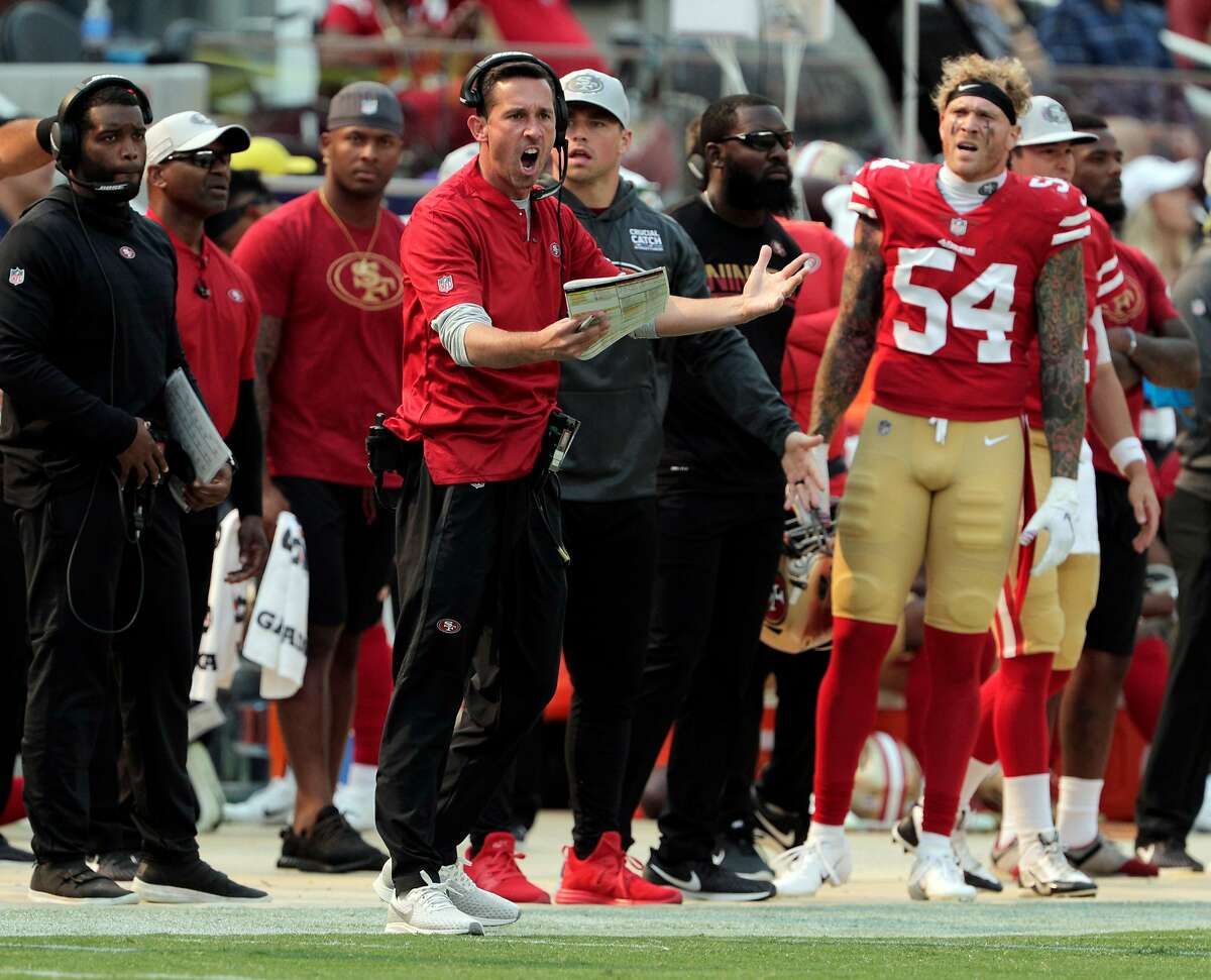 49ers head coach Kyle Shanahan reacts to a play on the field in the second quarter as the San Francisco 49ers played the Arizona Cardinals at Levi's Stadium in Santa Clara, Calif., on Sunday, October 7, 2018.