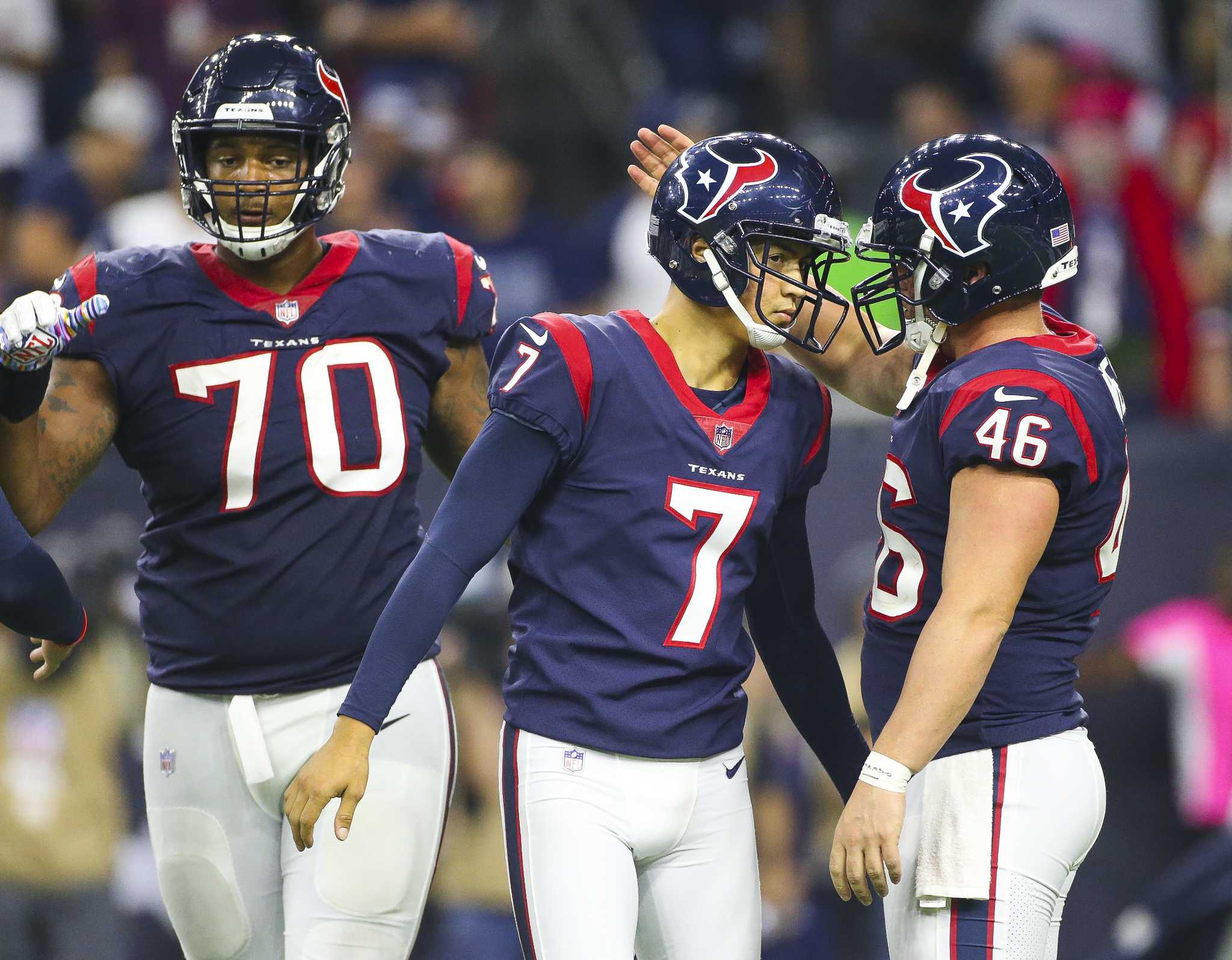 Fairbairns lifts Texans over Cowboys 19-16 in OT