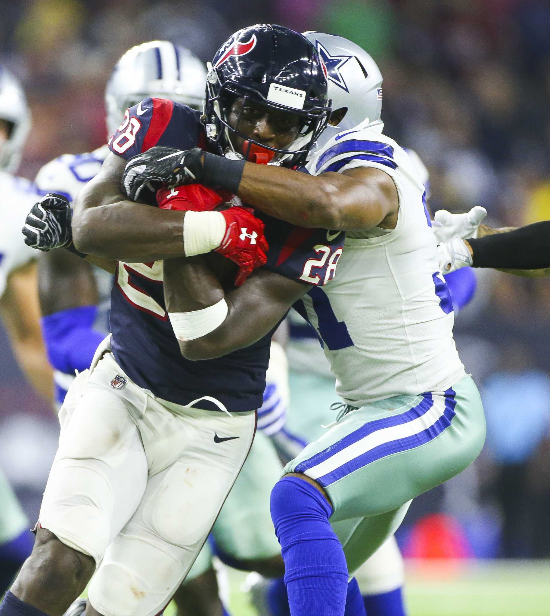 Texans Bring Some Holiday Cheer, Beat Titans 19-14