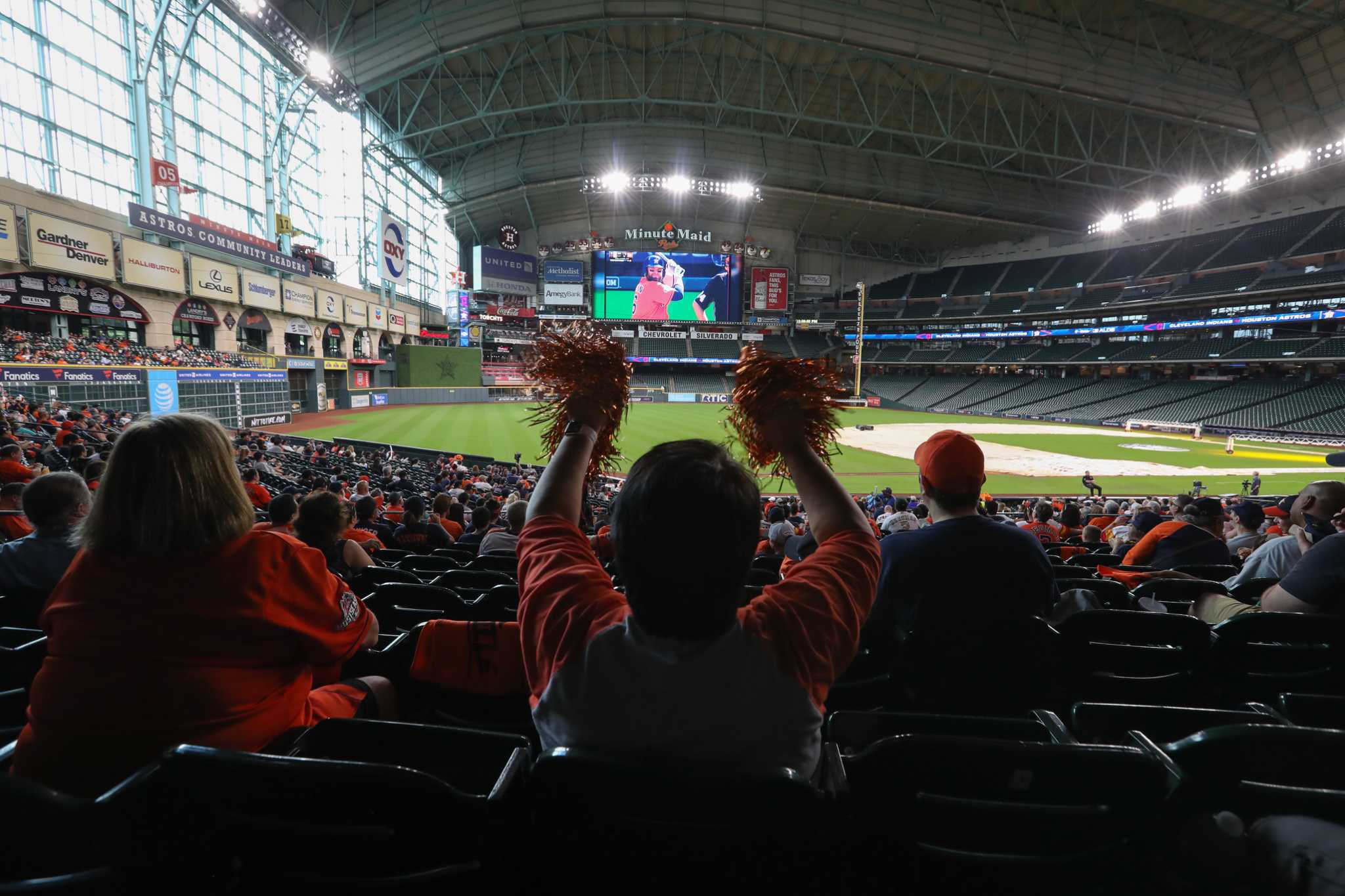 Astros prepare for ALCS Game 3 as Minute Maid Park prepares to host watch  party