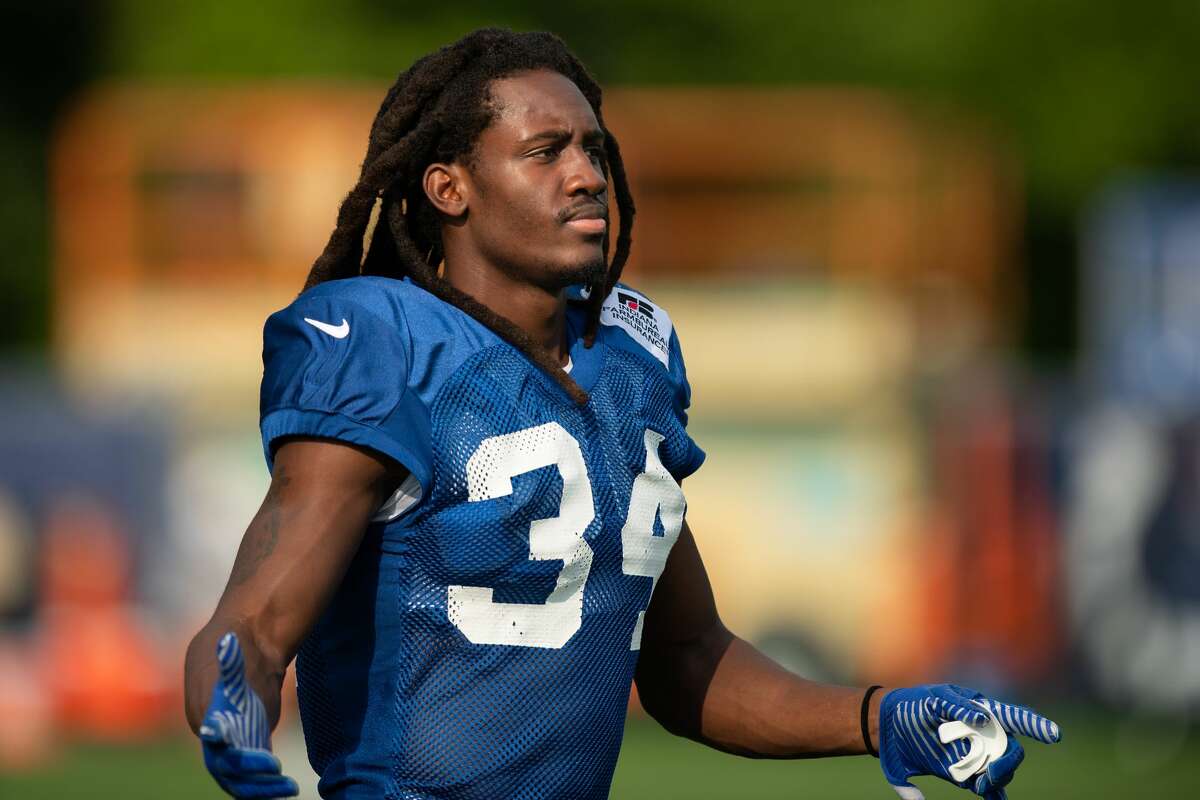 Colts cut four players in NFL training camp