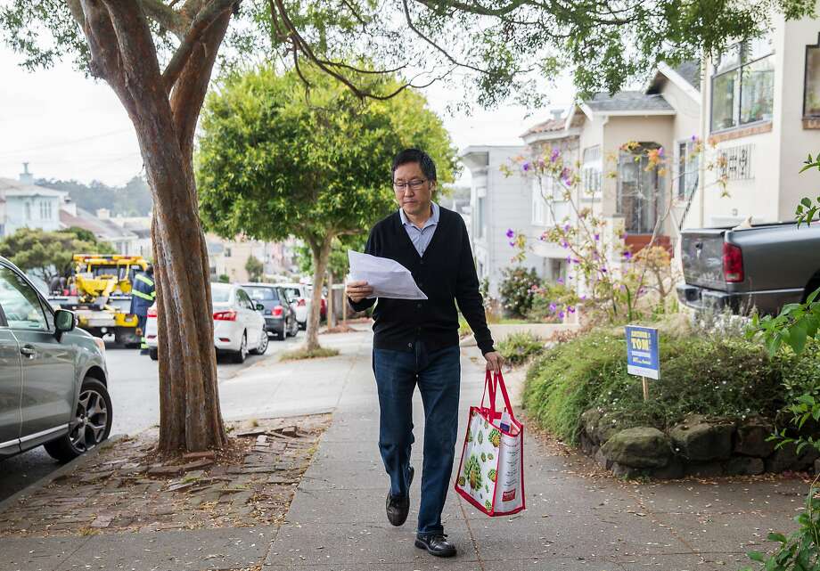 District 4 Board of Supervisor candidate Gordon Mar walks down 22nd Avenue while canvasing homes in the Sunset district of San Francisco, Calif. Saturday, Sept. 15, 2018. Photo: Jessica Christian / The Chronicle