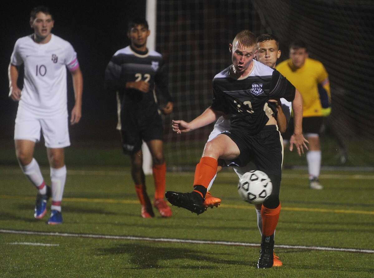 Boys soccer ‘Sebe Strong’ Trumbull tops St. Joseph on Gangemi’s night