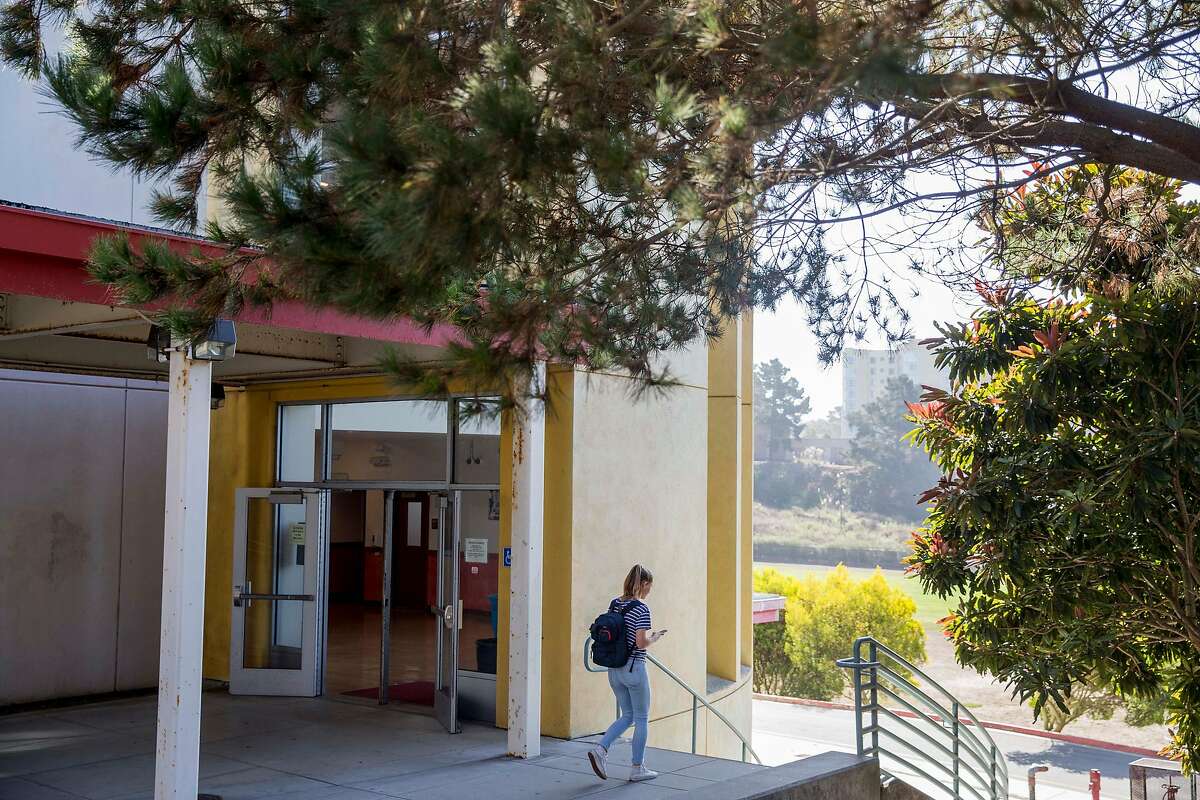 A student walks through campus to class at Lowell High School in San Francisco, Calif. Friday, Sept. 21, 2018.