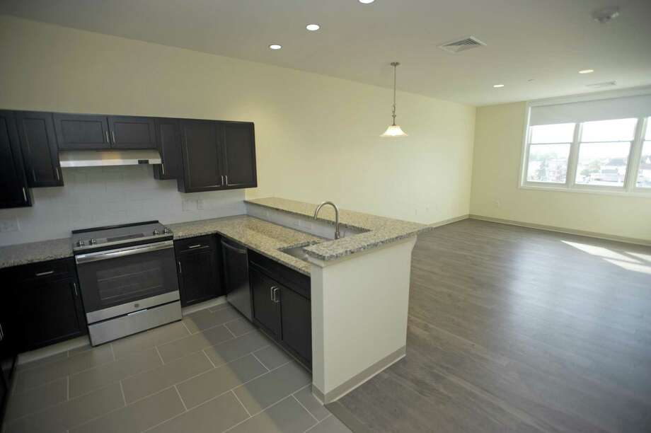 Park 215 Apartments Stamford Ct