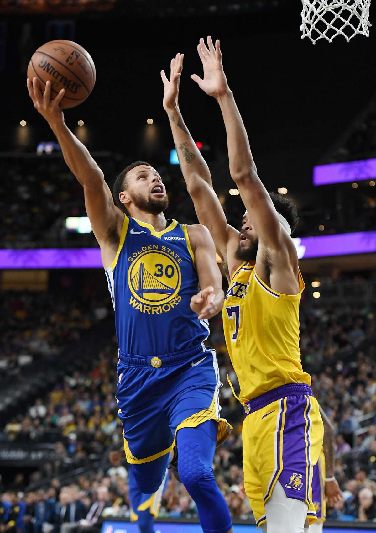 In first game against LeBron James’ Lakers, Warriors look the part of ...