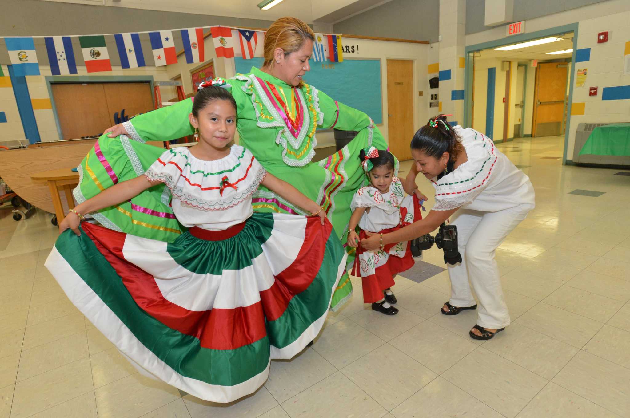 Fox Run community observes Hispanic Heritage Month