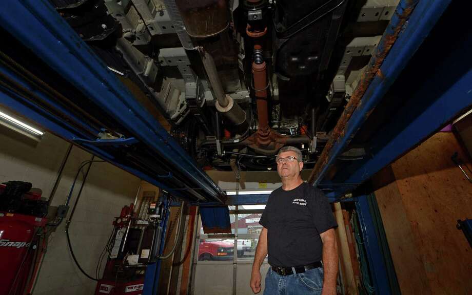 Limo owners, state take precautions, but N.Y. crash has raised concerns