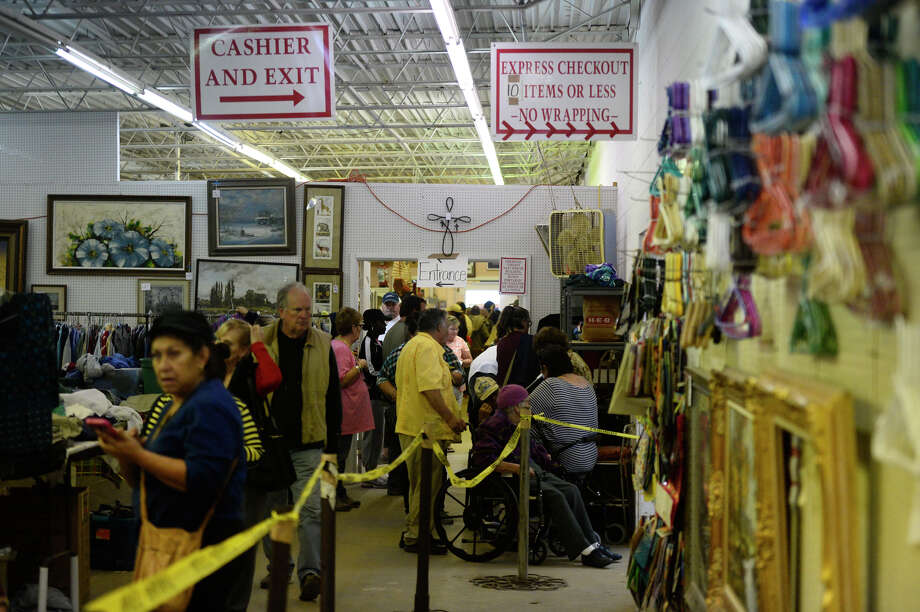 Photos Texas Size Garage Sale Benefiting Senior Link Midland