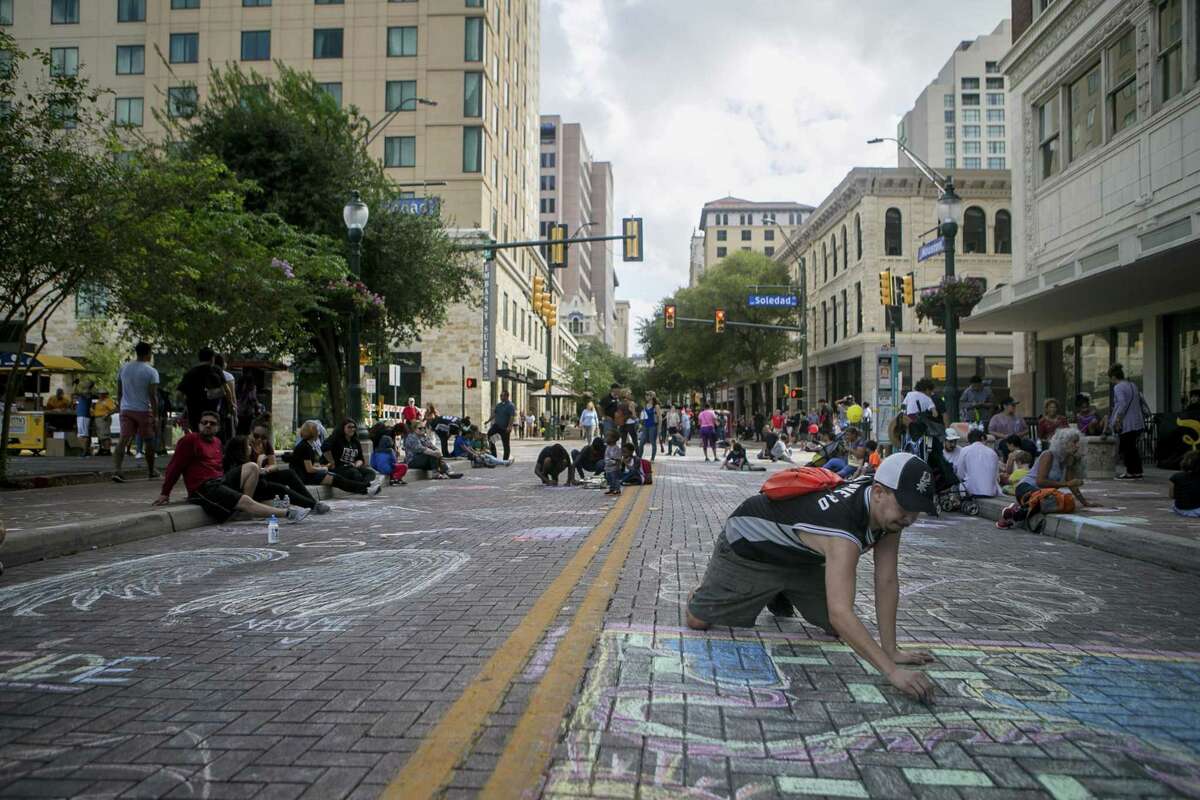 Chalk artists turn Houston Street into temporary gallery