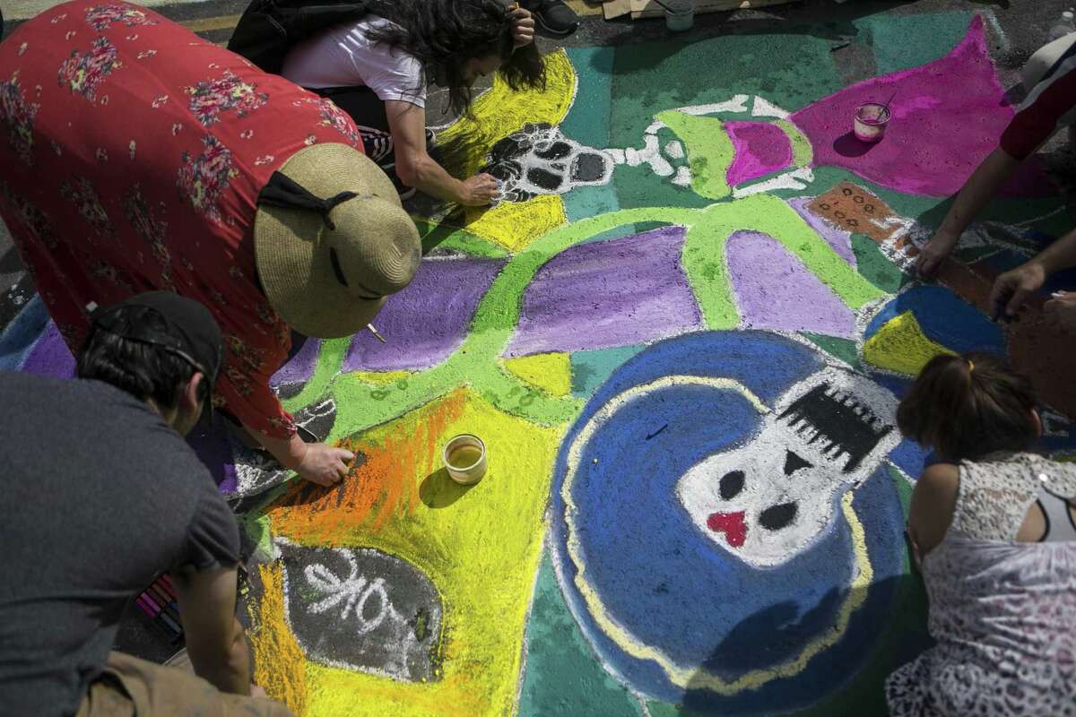 Chalk artists turn Houston Street into temporary gallery