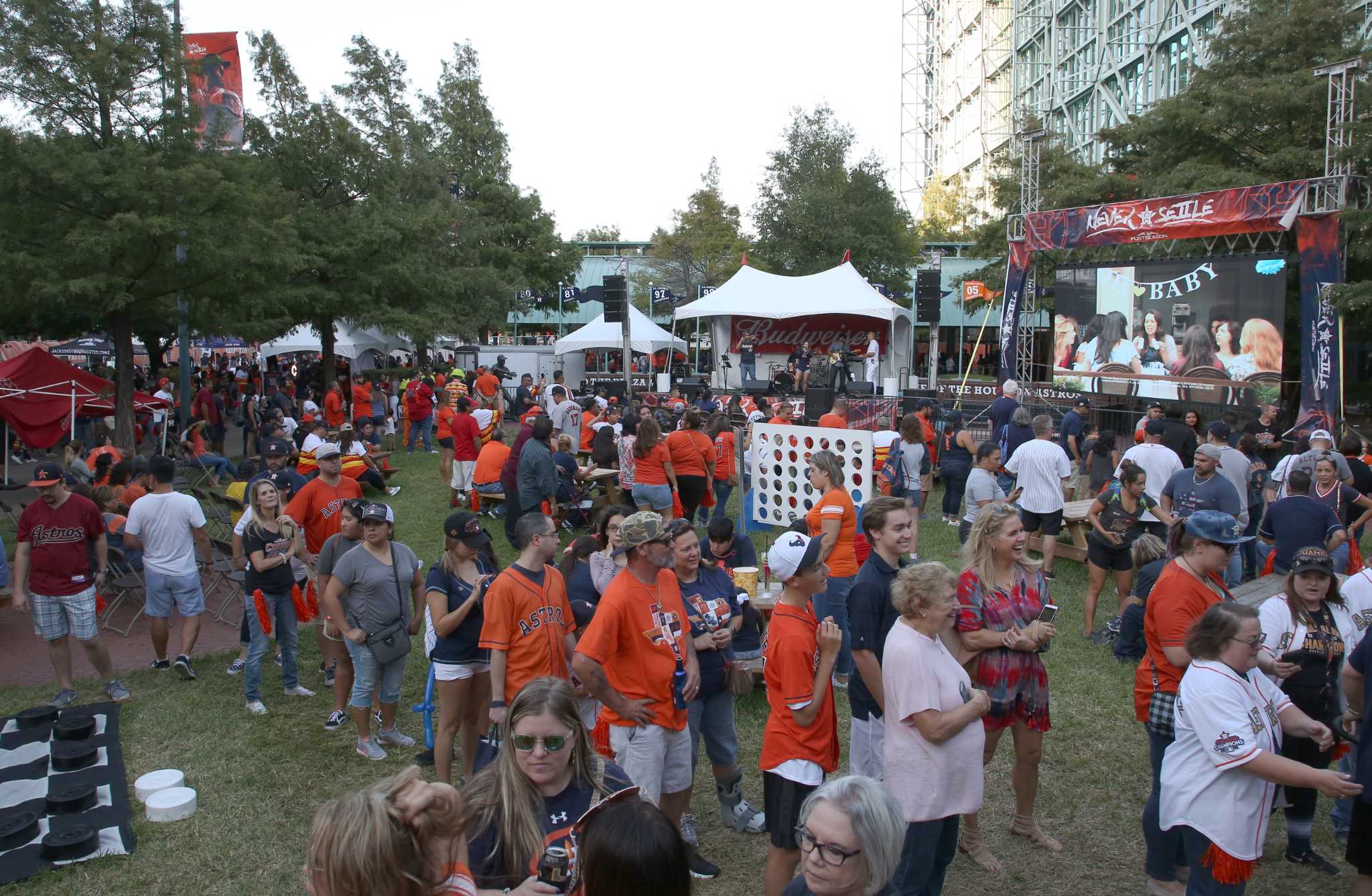 Astros ALCS watch parties: Catch the games at Minute Maid Park even when  the team is on the road – Houston Public Media