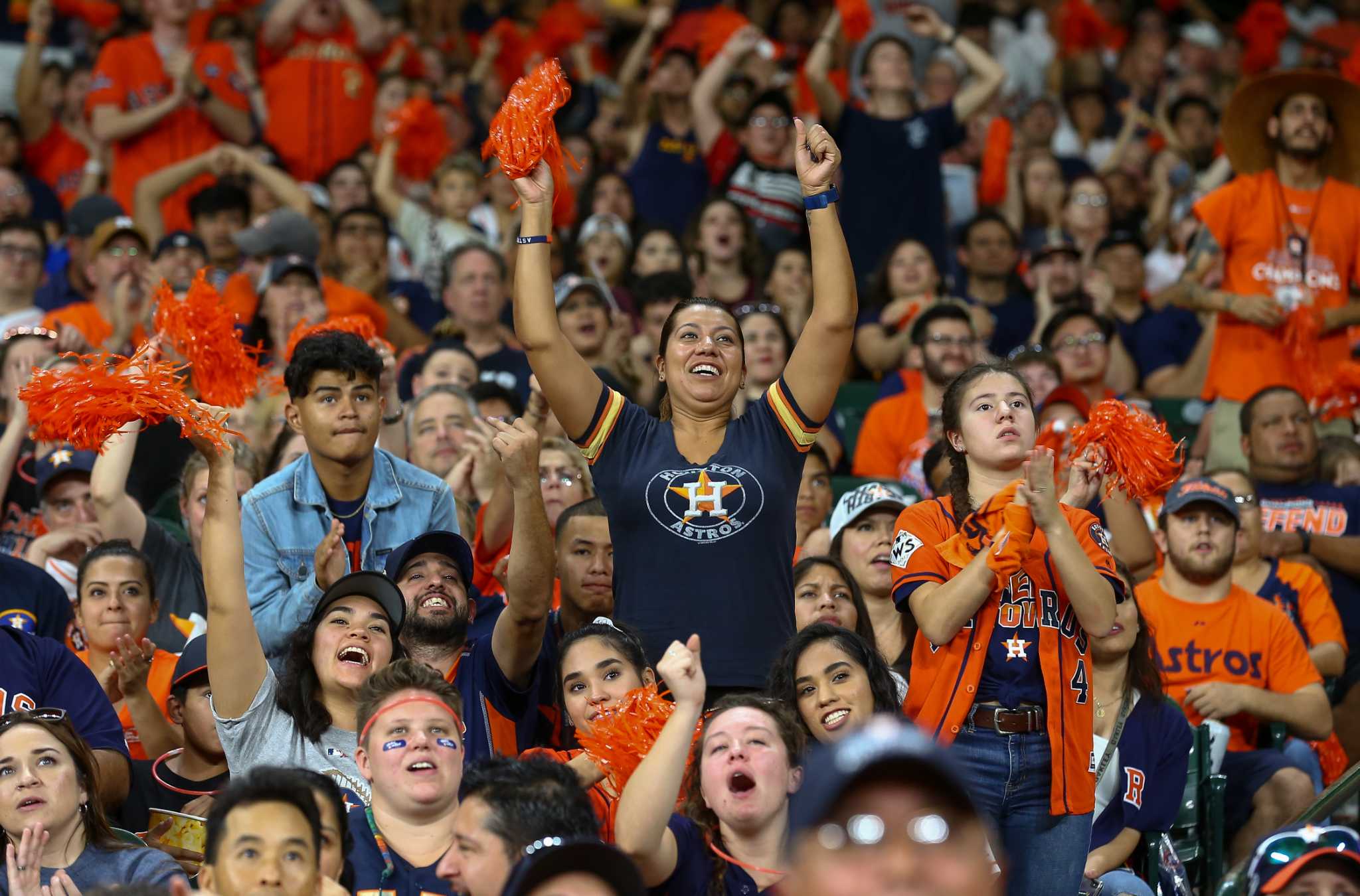 Astros ALCS watch parties: Catch the games at Minute Maid Park even when  the team is on the road – Houston Public Media