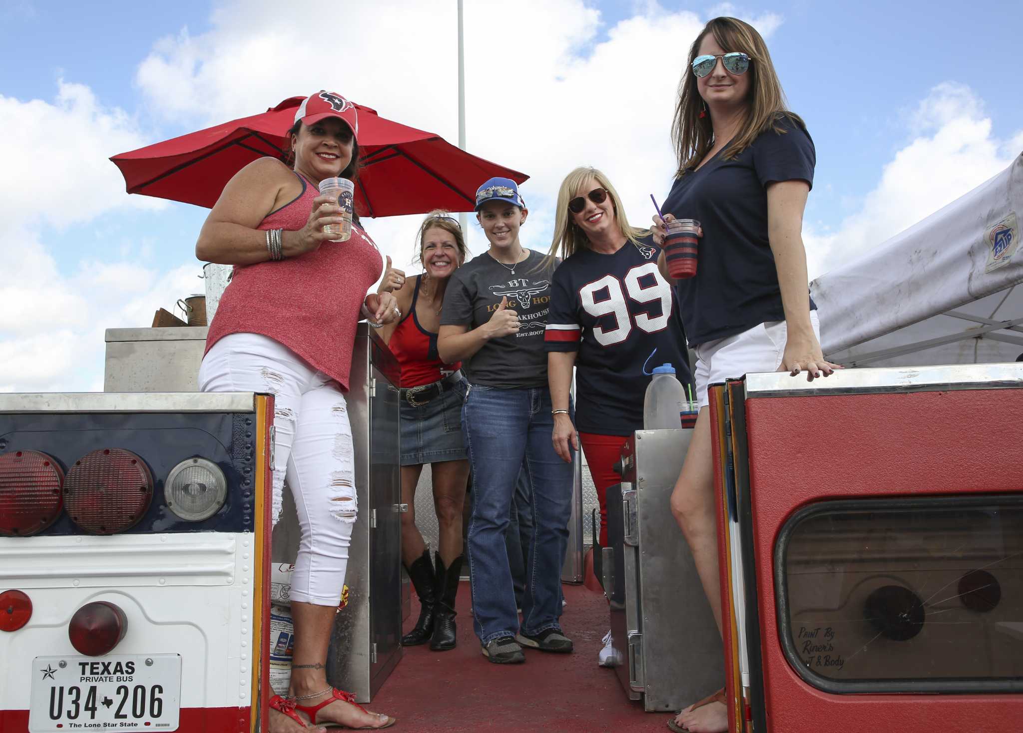 Texans fans enjoy tailgate experience before game against Bills