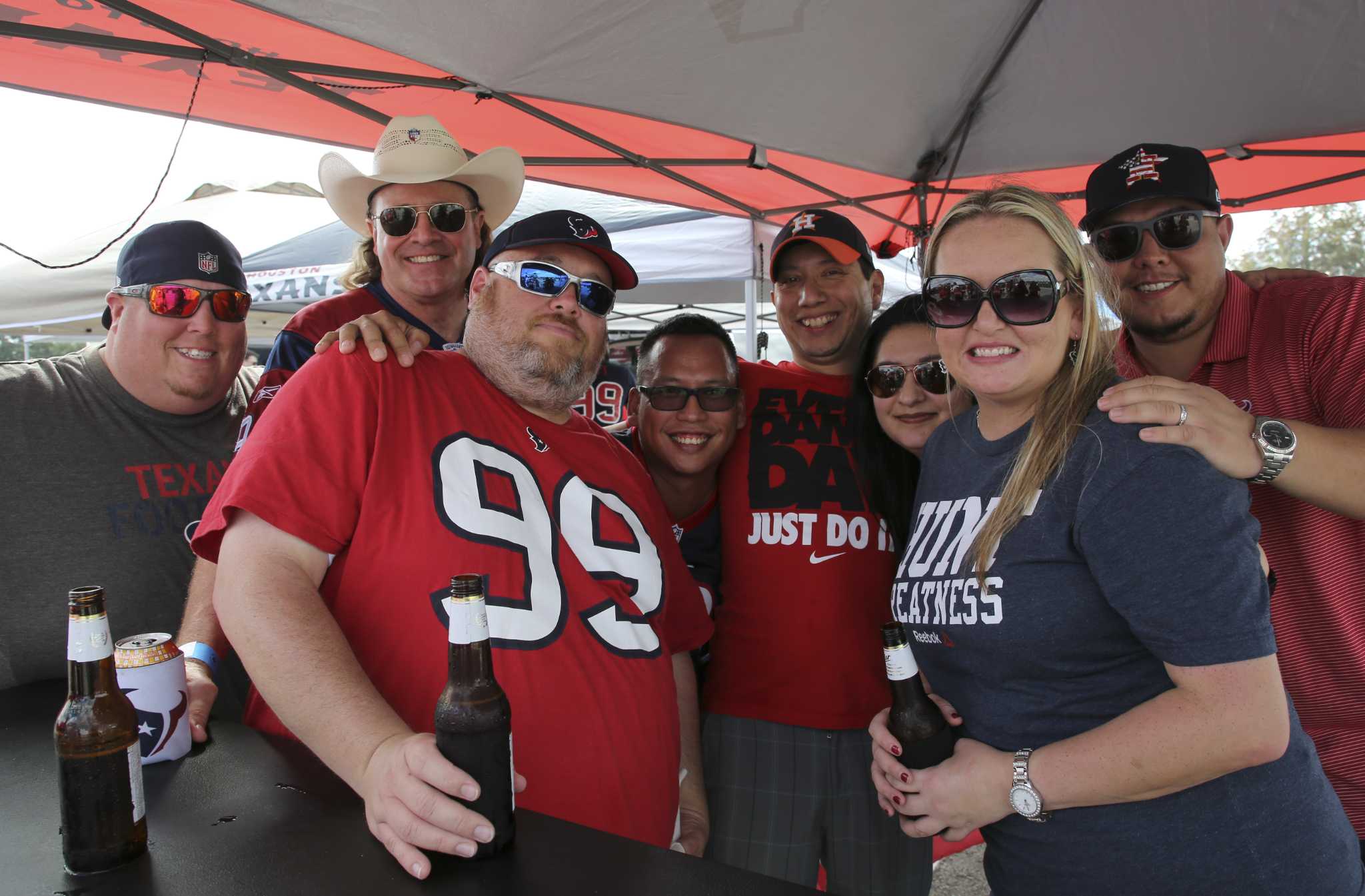 Buffalo Bills at Houston Texans: A Texas-sized pregame tailgate