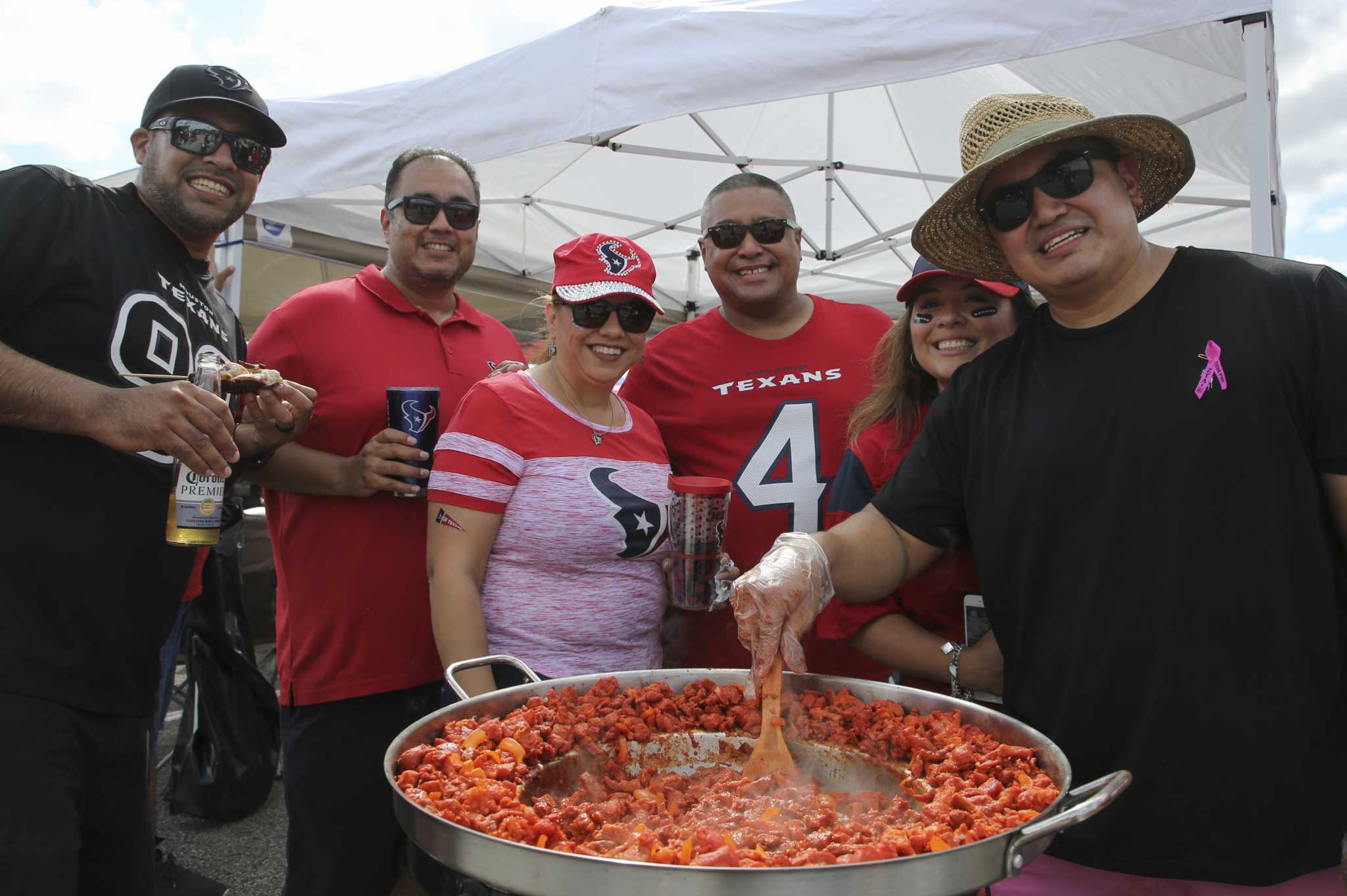 Buffalo Bills at Houston Texans: A Texas-sized pregame tailgate