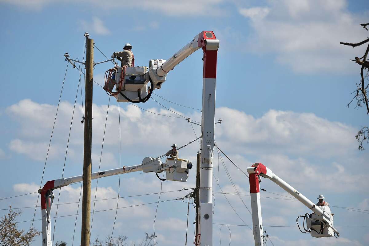 America's 15 most dangerous jobs 15. Electrical power-line installers Fatal injury rate: 14.6 per 100k Most common cause of fatal injury: Exposure to harmful substances or environments Mean annual salary: $68,710