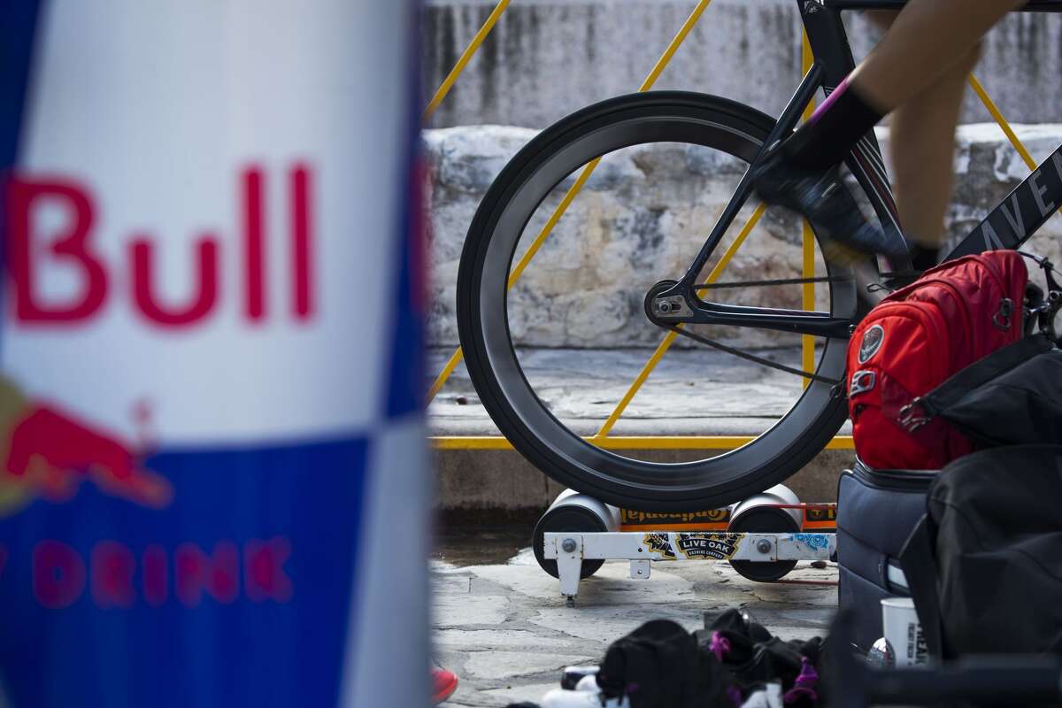 Photos Competitors dashed through Downtown for Red Bull Last Stand