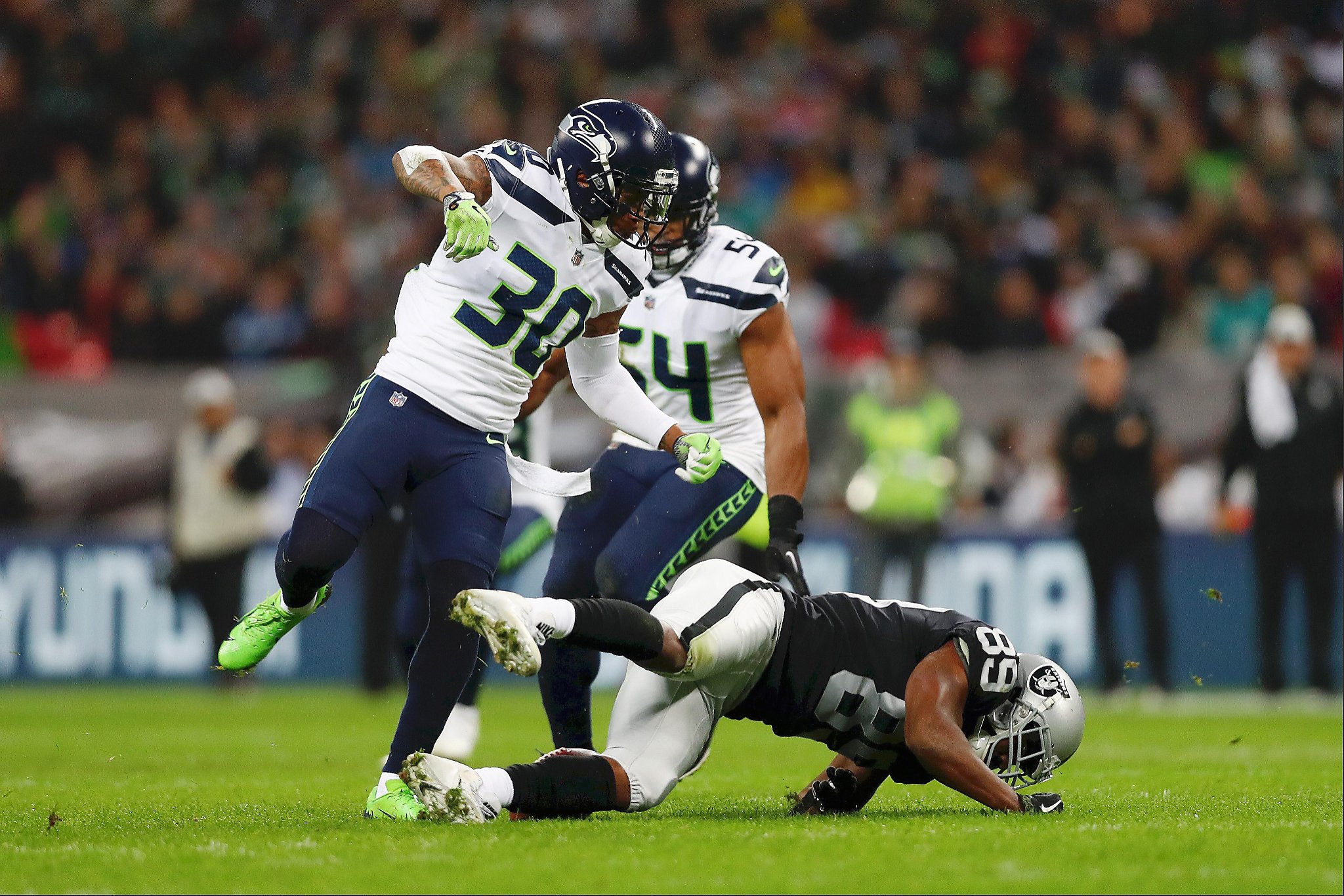 Three impressions from the Seahawks' 27-3 win over the Oakland