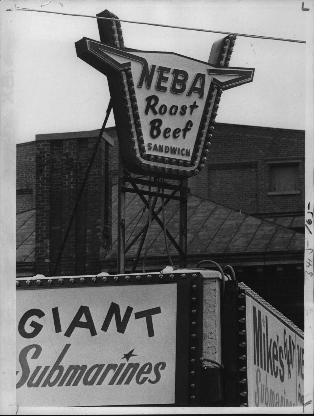 Historical photos Lark Street