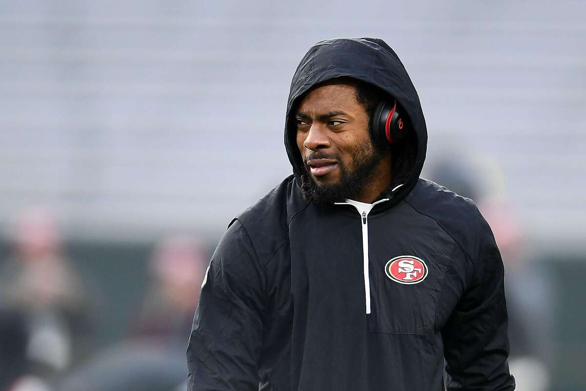 GREEN BAY, WI - OCTOBER 15: Richard Sherman #25 of the San Francisco 49ers participates in warmups prior to a game against the Green Bay Packers at Lambeau Field on October 15, 2018 in Green Bay, Wisconsin. (Photo by Stacy Revere/Getty Images)
