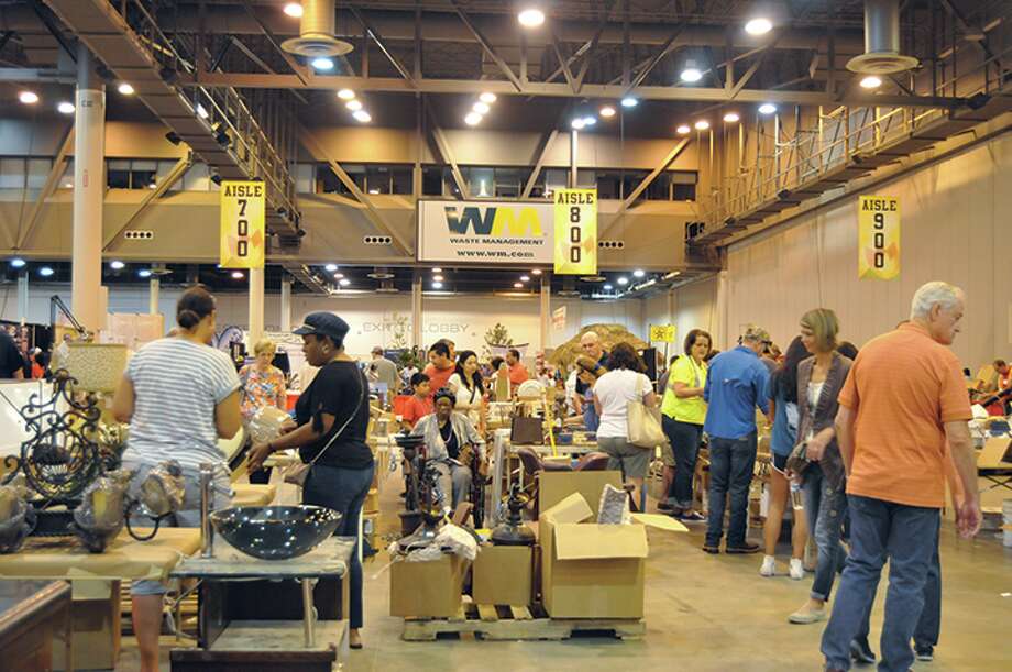 Ghba S Charity Garage Sale At Nrg A Diyer S Dream Houston Chronicle