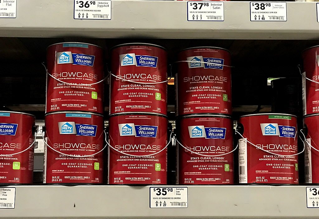 This product is covered by one. Sherwin Williams логотип.