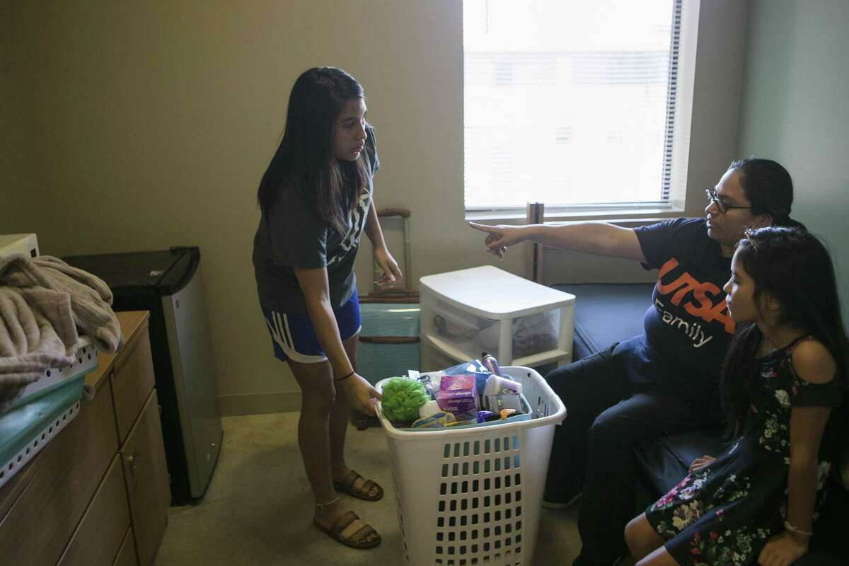 Fastgrowing UTSA plans new dorms, seeing a tool to retain students
