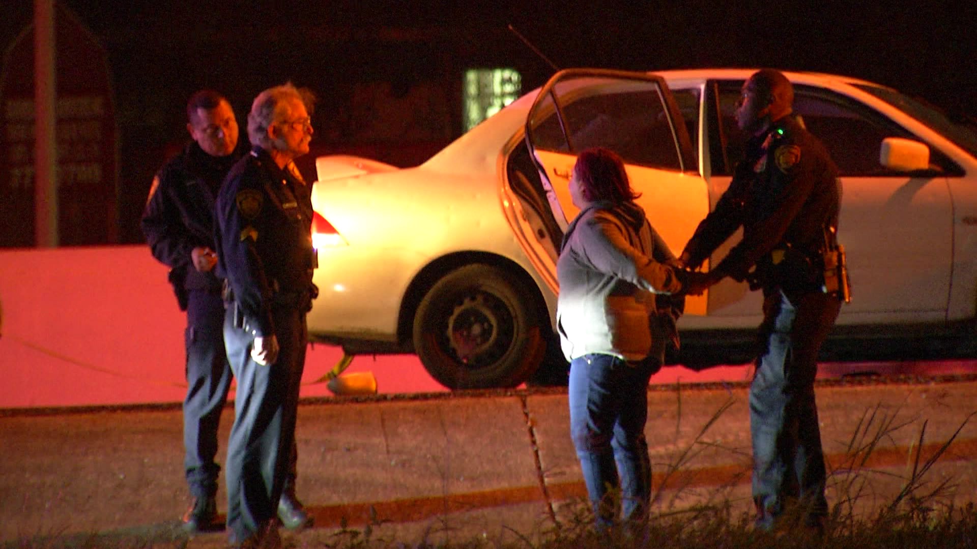 SAPD Suspected drunk driver fatally sideswipes man stopped on NW Loop 410