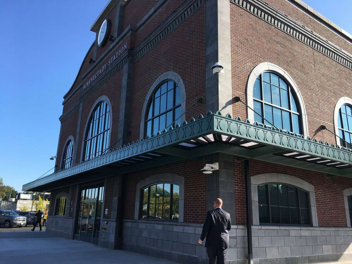 Schenectady Amtrak Station Opens Ahead Of Schedule