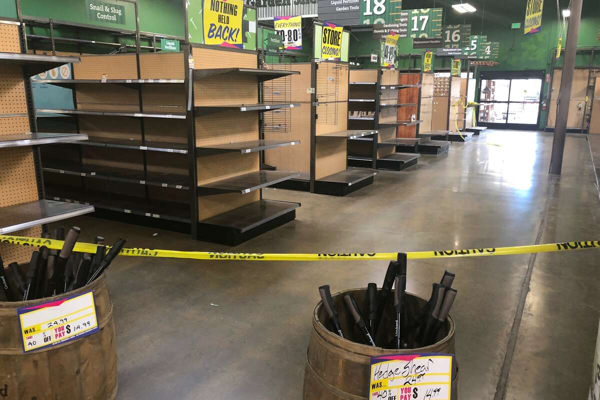 Lowe S Is Shutting Locations In South San Francisco Central 2of 42lowe S Has Been In The Process Of Liquidating Orchard Supply Hardware Chain Photo Bill Disbrow Sfgate