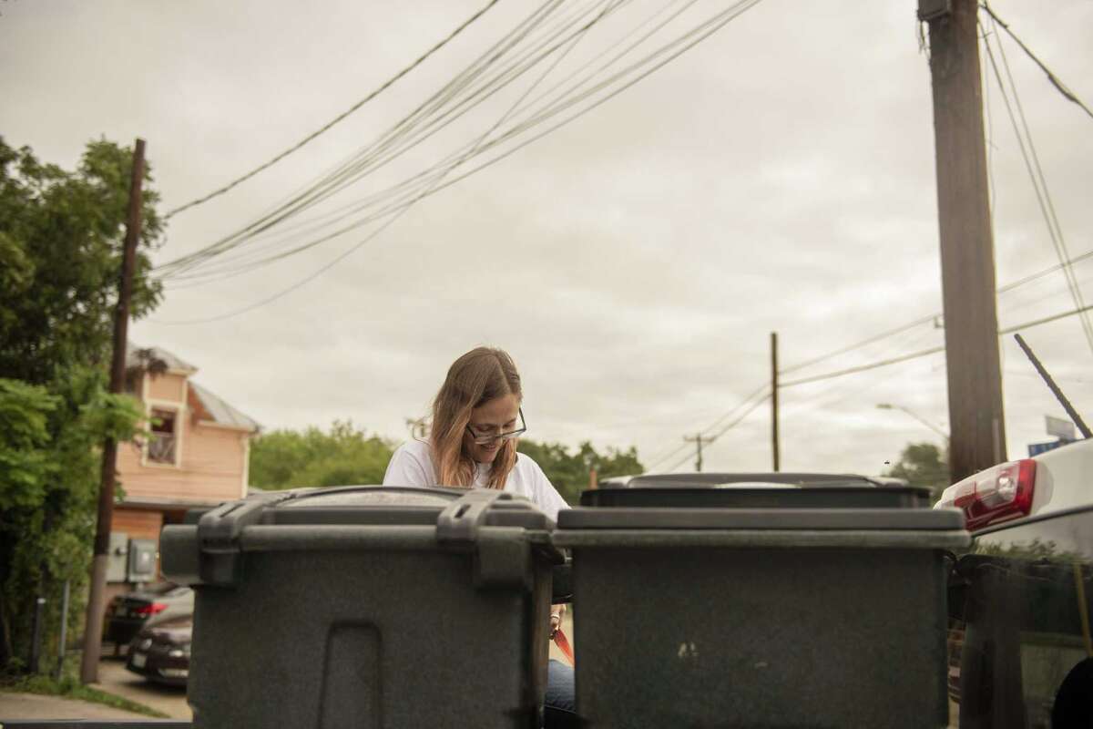 San Antonio’s Compost Queens taking food out of landfills to replenish