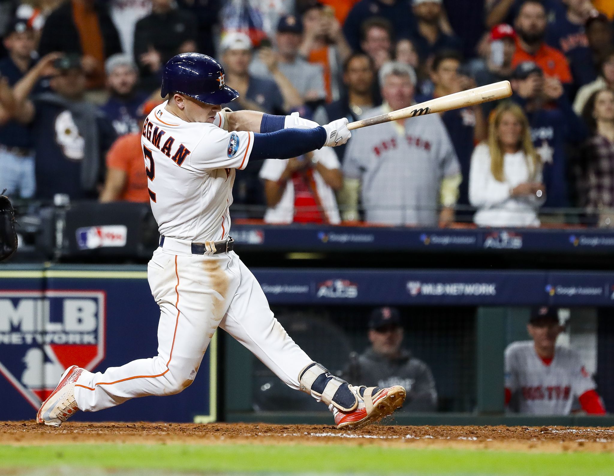 Evaluating the Marwin González signing so far this season