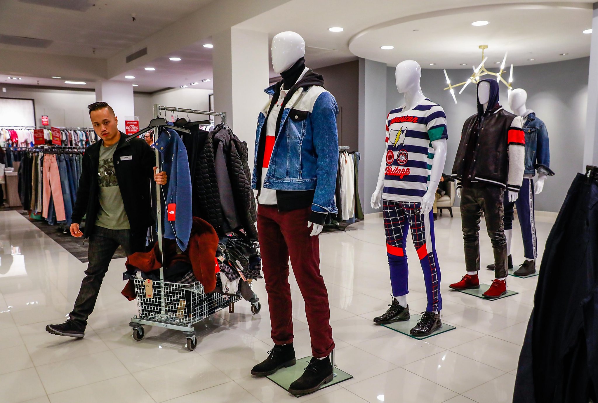 Macy's new men's floors: Same as it ever was