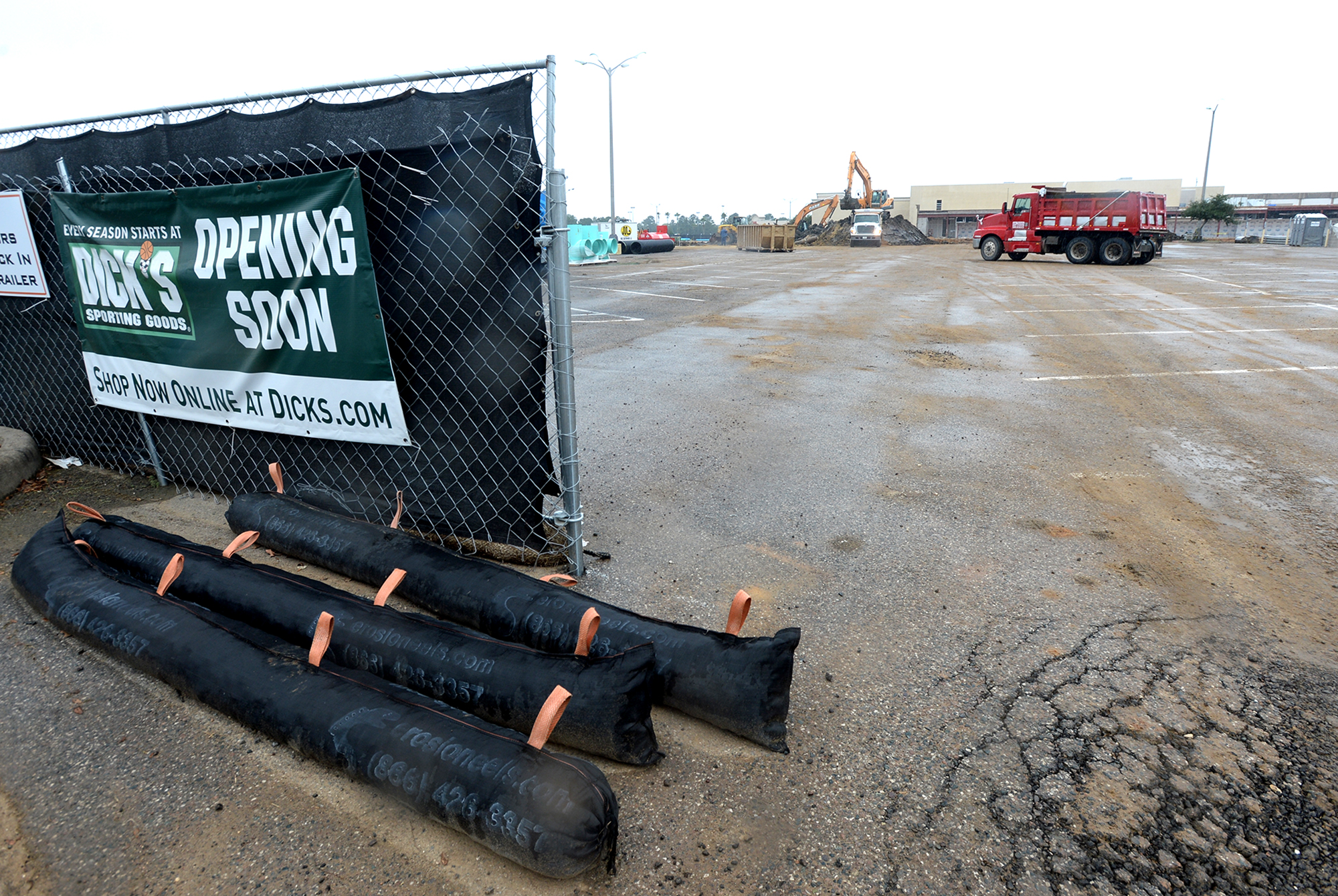 Photos Retail openings closings in SE Texas