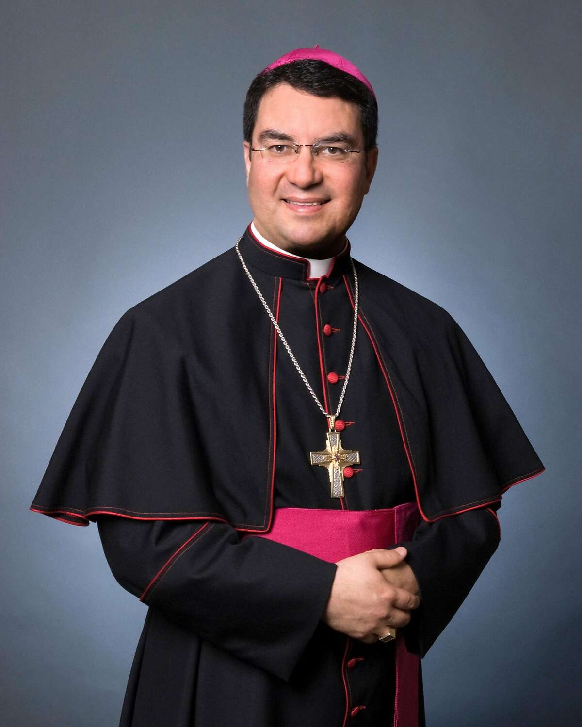Pope Benedict XVI has appointed Bishop Oscar Cant�, STD, to lead the Diocese of Las Cruces, New Mexico.